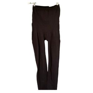 Red hot women’s black knit, maternity leggings S/large